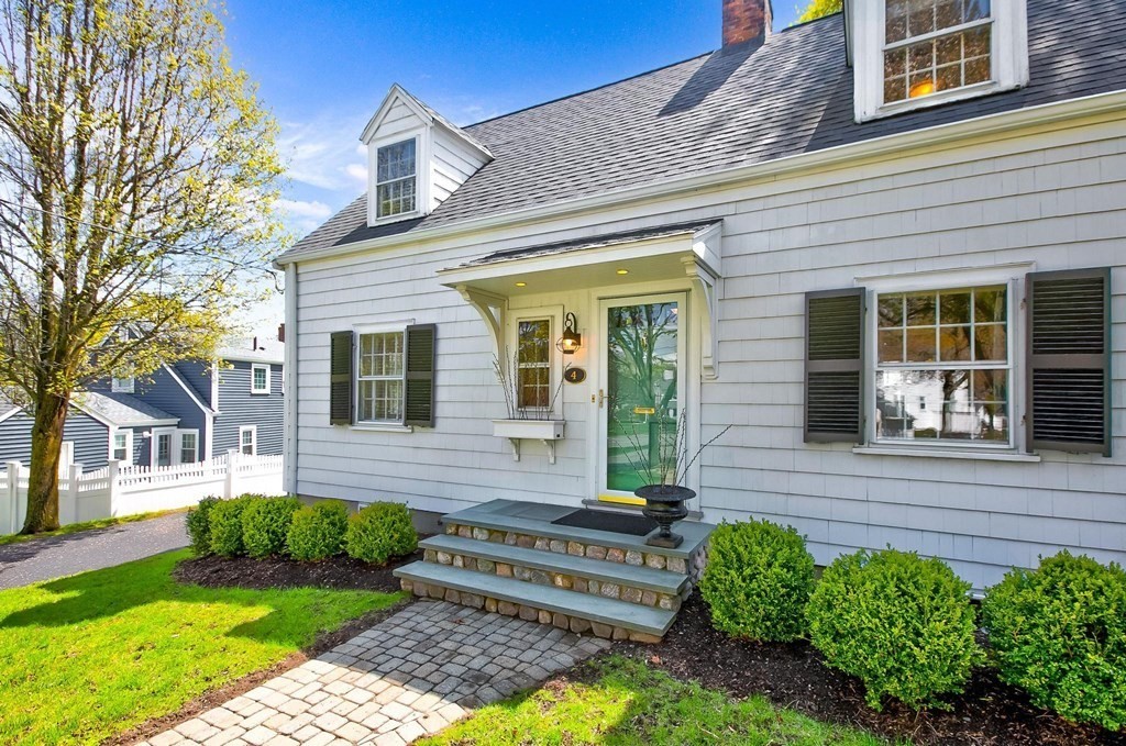 4 Pine Hill Circle Wakefield, MA 01880 - Photo 29 of 41 a front view of a house with garden