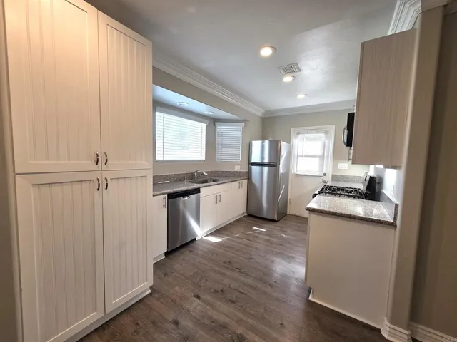 $3,999 | 2404 Morningside Street, San Diego, CA 92139