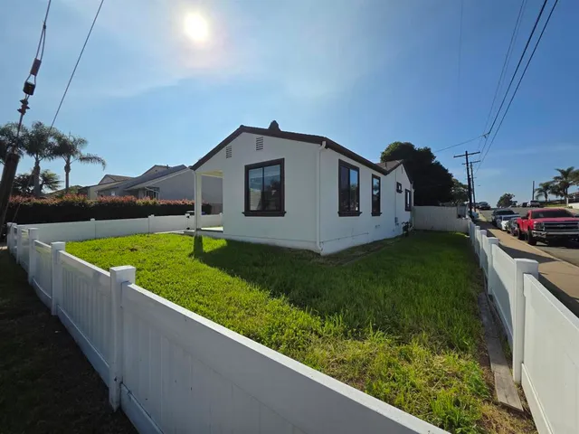 $3,999 | 2404 Morningside Street, San Diego, CA 92139
