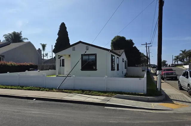 $3,999 | 2404 Morningside Street, San Diego, CA 92139