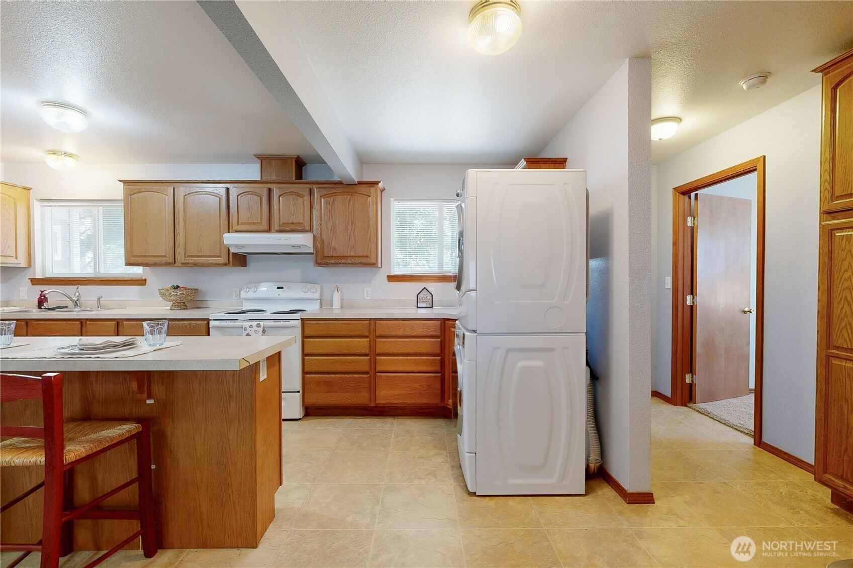 735 Northeast Spitzenberg Street College Place, WA 99324 - Photo 11 of 34