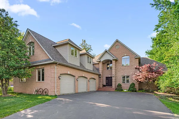 $849,900 | 10430 West 173rd Avenue, Lowell, IN 46356