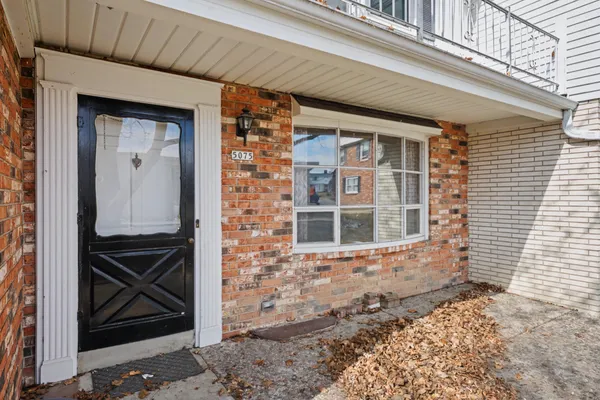 $202,000 | 5075 Colonial Court, Greenfield, WI 53220