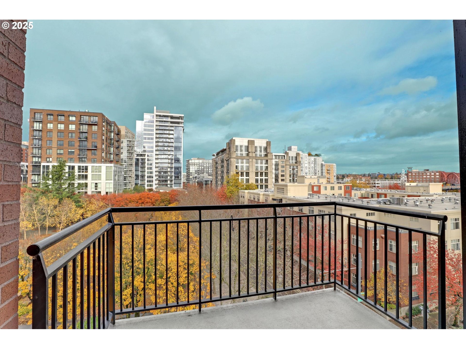 1030 Northwest Johnson Street, Unit 521 Portland, OR 97209 - Photo 12 of 41