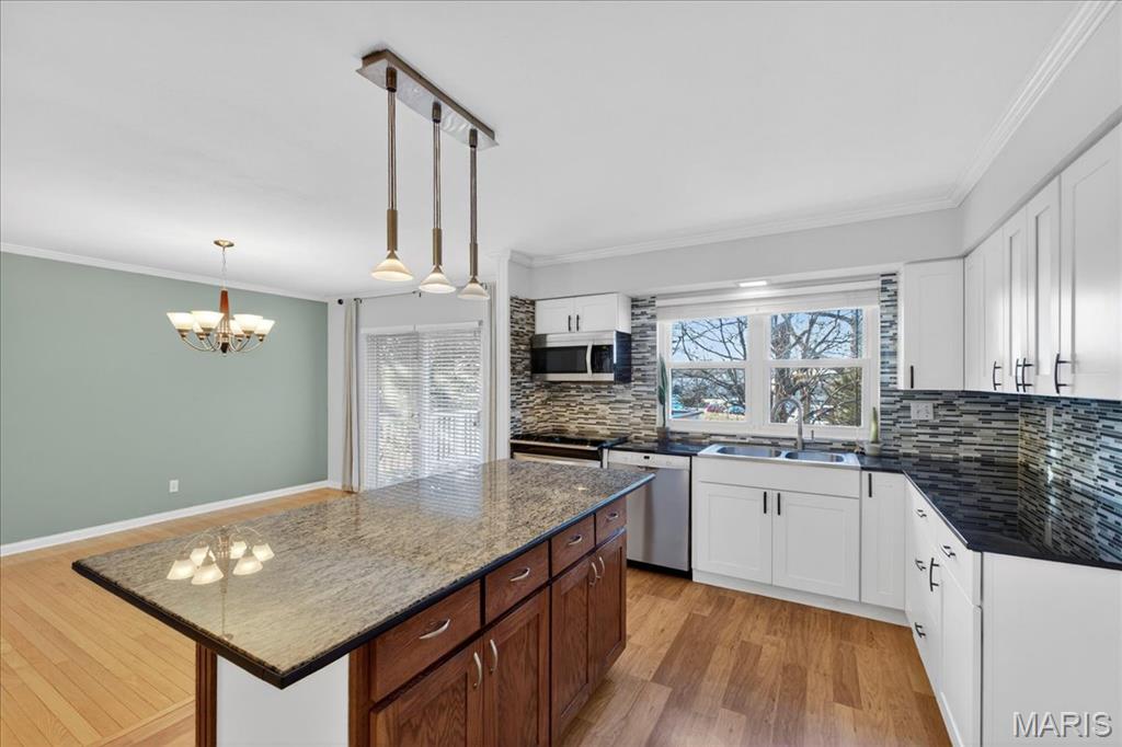 821 Courtland Place Manchester, MO 63021 - Photo 12 of 35