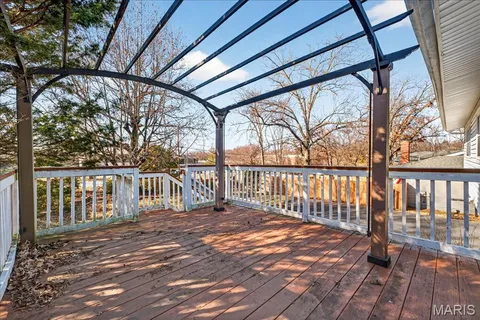 $399,000 | 821 Courtland Place, Manchester, MO 63021