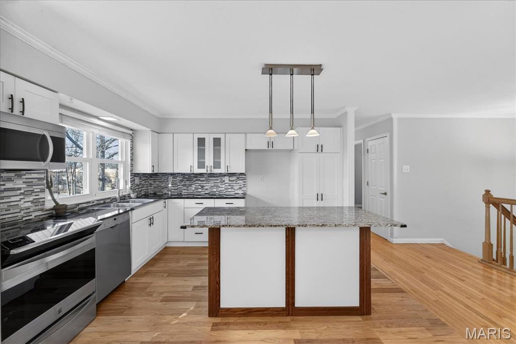 821 Courtland Place Manchester, MO 63021 - Photo 7 of 35