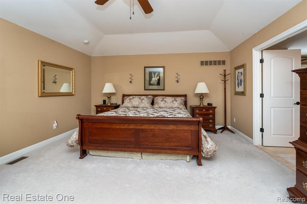 1577 Serene Court Rochester Hills, MI 48306 - Photo 28 of 38
