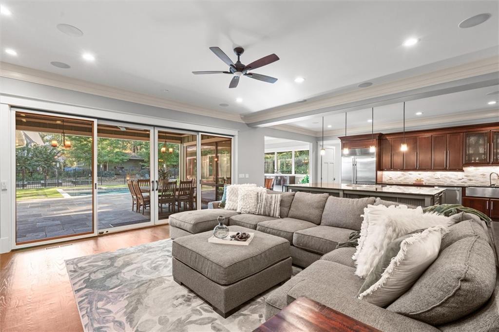 1271 Roxboro Drive Northeast Atlanta, GA 30324 - Photo 23 of 102