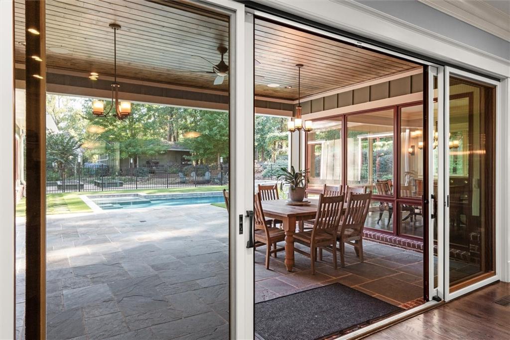 1271 Roxboro Drive Northeast Atlanta, GA 30324 - Photo 29 of 102