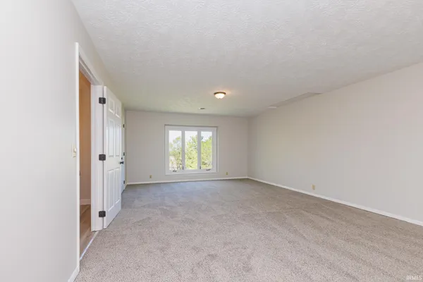 $345,000 | 10810 Highway 67, Albany, IN 47320