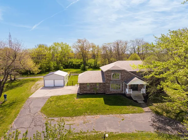 $345,000 | 10810 Highway 67, Albany, IN 47320