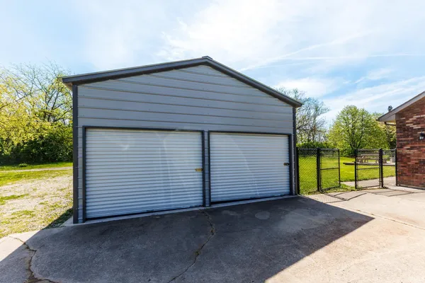 $345,000 | 10810 Highway 67, Albany, IN 47320