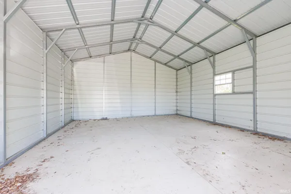 $345,000 | 10810 Highway 67, Albany, IN 47320