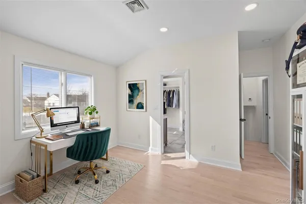 $1,050,000 | 85 Massapequa Avenue, Massapequa, NY 11758