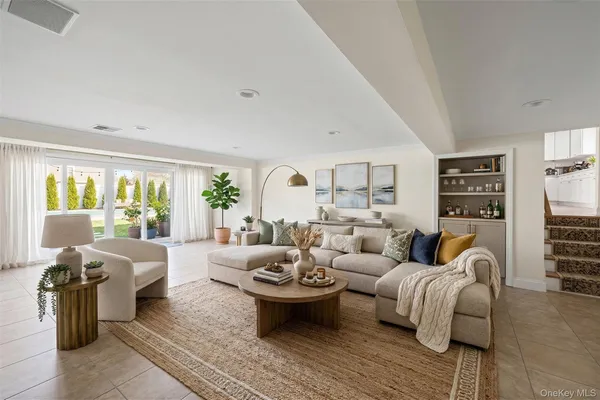 $1,050,000 | 85 Massapequa Avenue, Massapequa, NY 11758