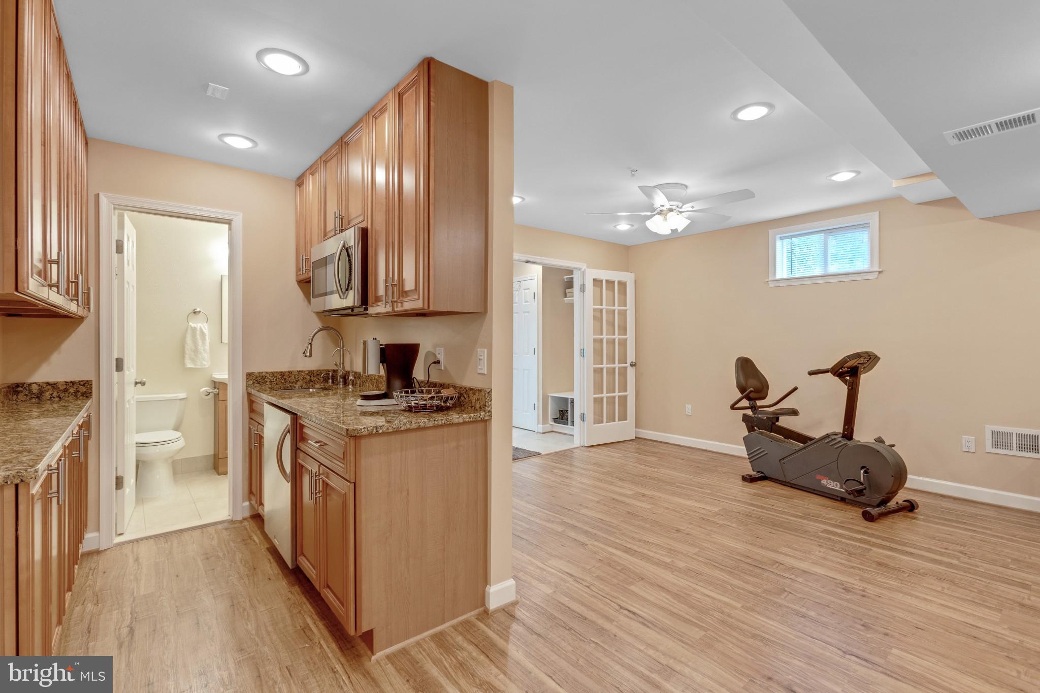 8807 Sumner Grove Drive Laurel, MD 20708 - Photo 37 of 52 Wet bar in basement