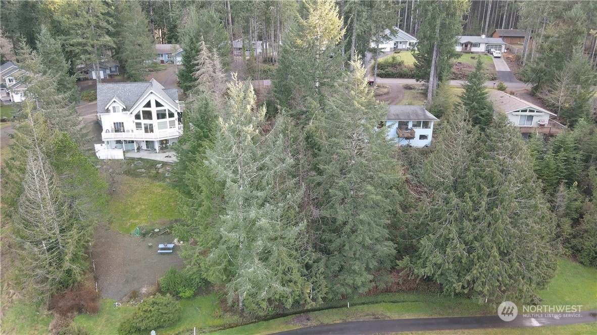 281 East Rd Of Tralee Shelton, WA 98584 - Photo 19 of 32