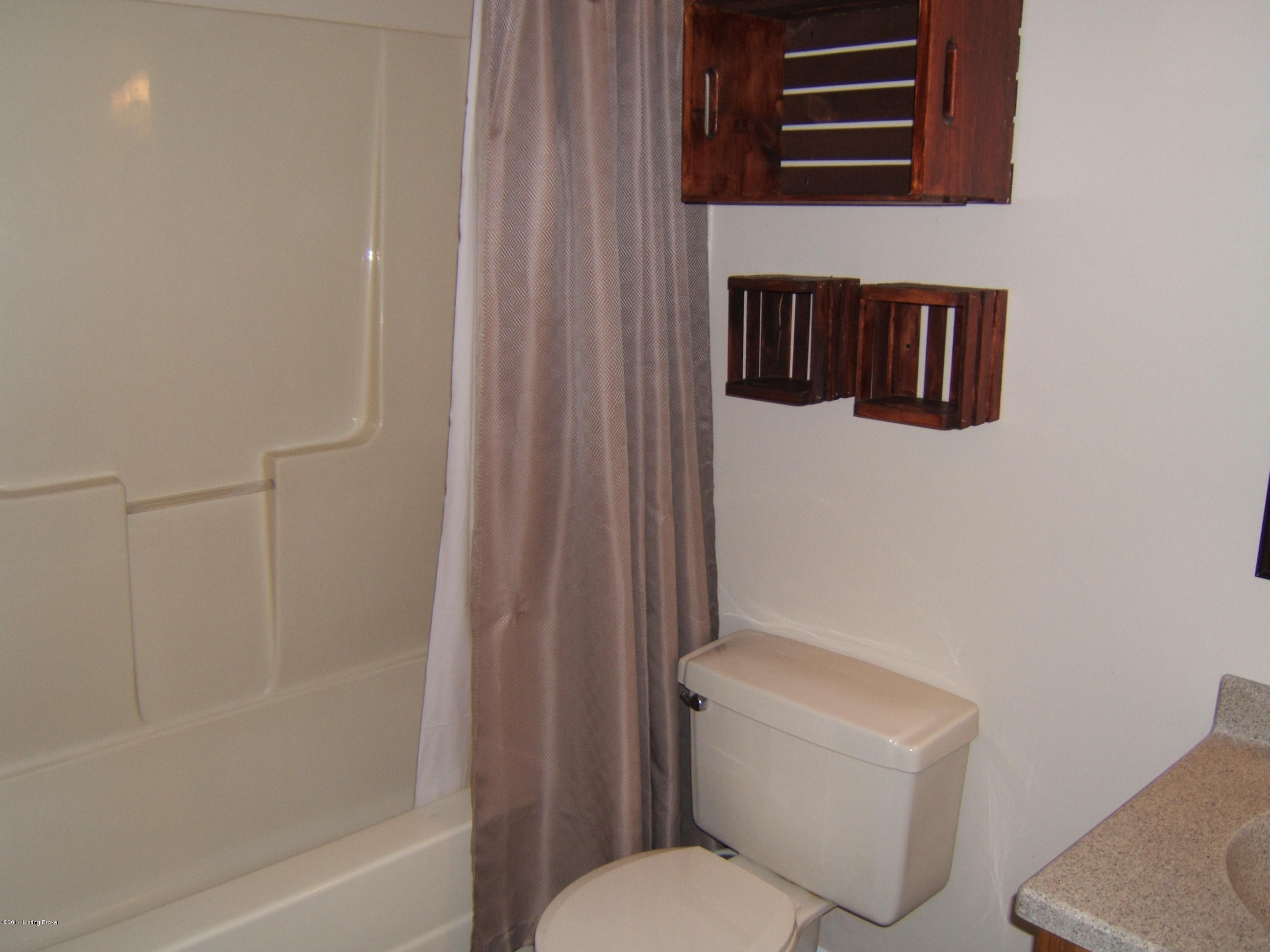 102 Tim Court Radcliff, KY 40160 - Photo 11 of 24 DSCF1351