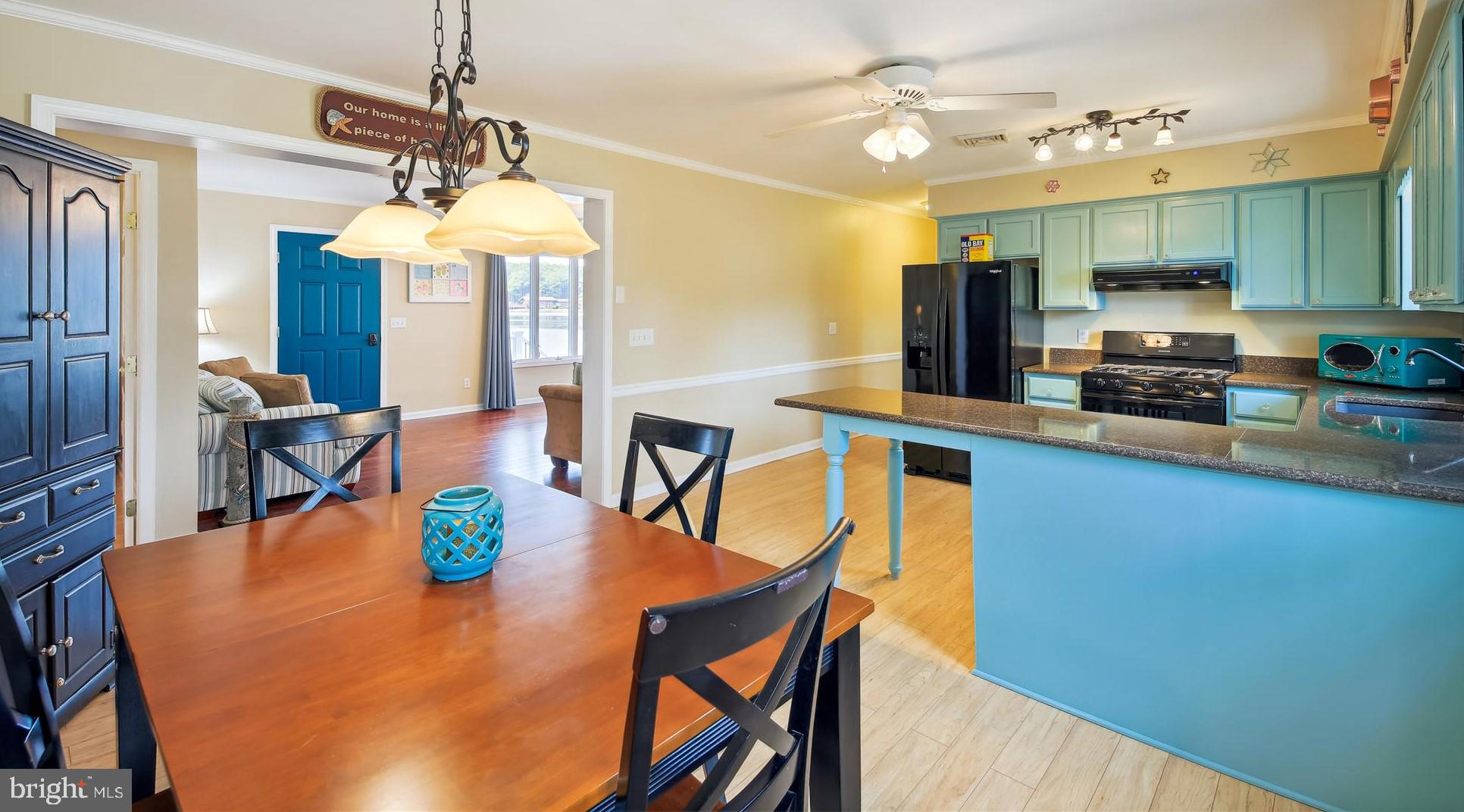 5209 Frances Road Marion Station, MD 21838 - Photo 15 of 40 Large dining area in tge kichen