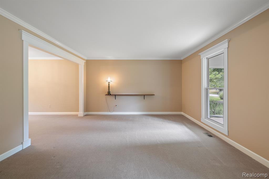 1300 East Fairview Lane Rochester Hills, MI 48306 - Photo 28 of 64