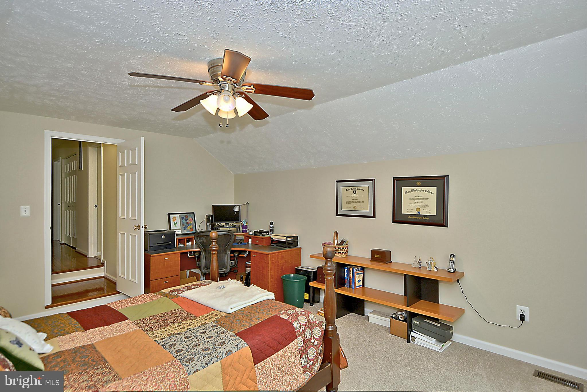 8537 Innisfree Drive Springfield, VA 22153 - Photo 13 of 30 Bedroom 1