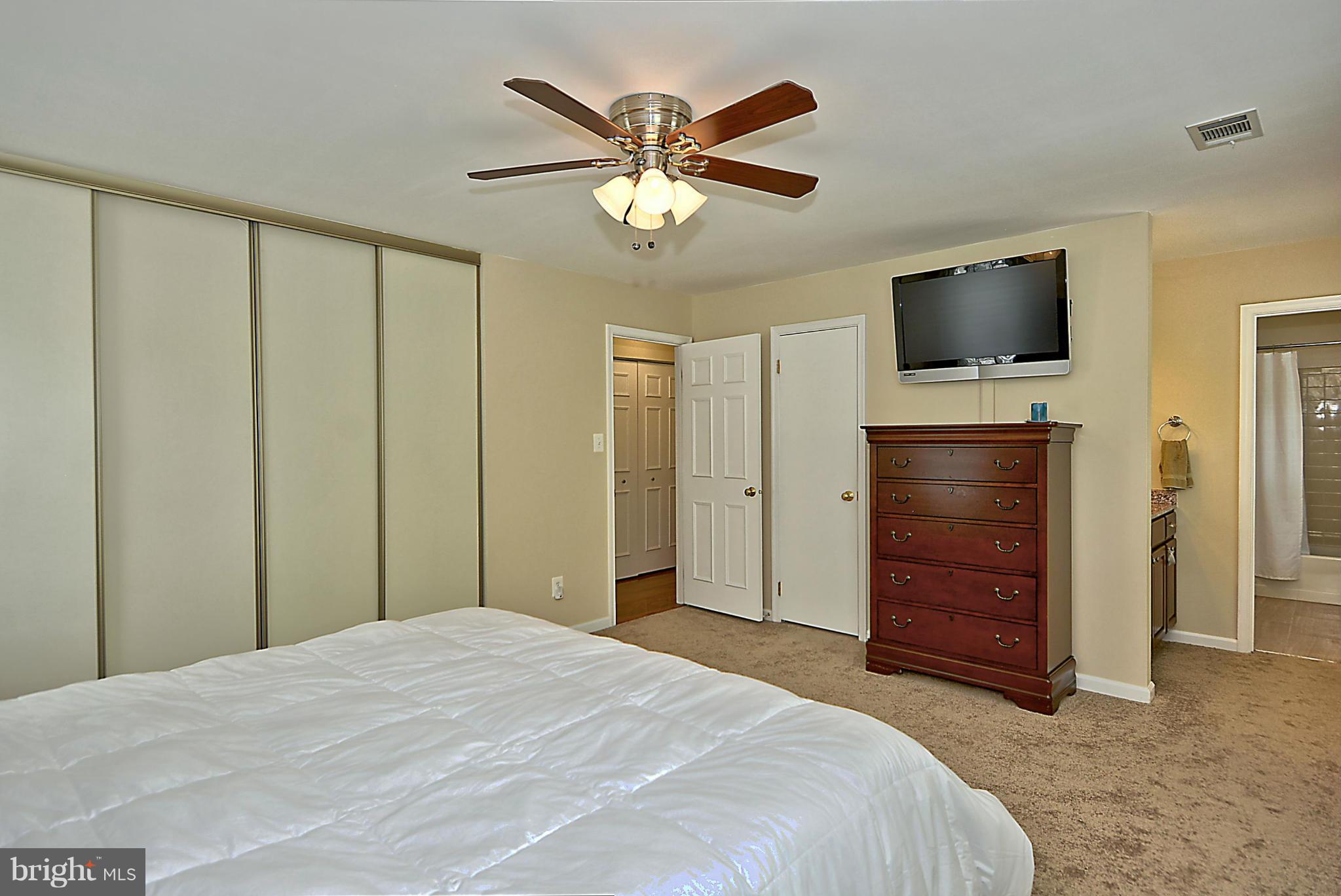 8537 Innisfree Drive Springfield, VA 22153 - Photo 19 of 30 Bedroom (Master)