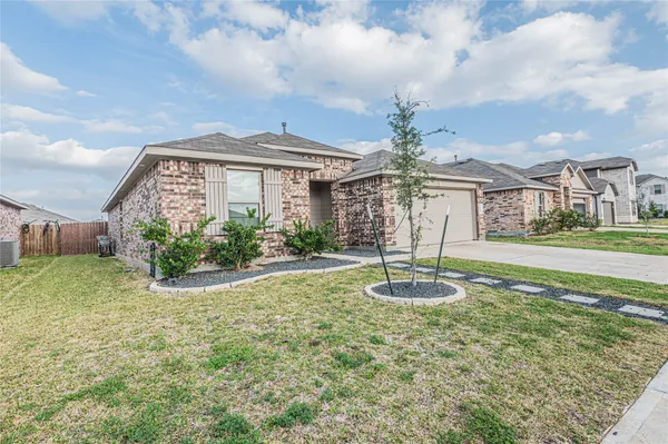 $2,550 | 5110 Hedgerose Lane, Katy, TX 77449