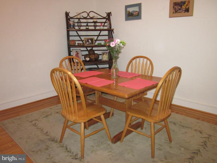 308 Boyer Road Cheltenham, PA 19012 - Photo 6 of 16 Dining Room