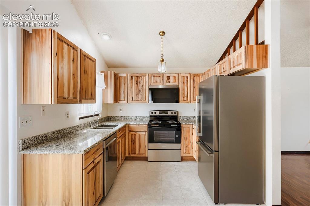 534 Blossom Field Road Fountain, CO 80817 - Photo 10 of 32