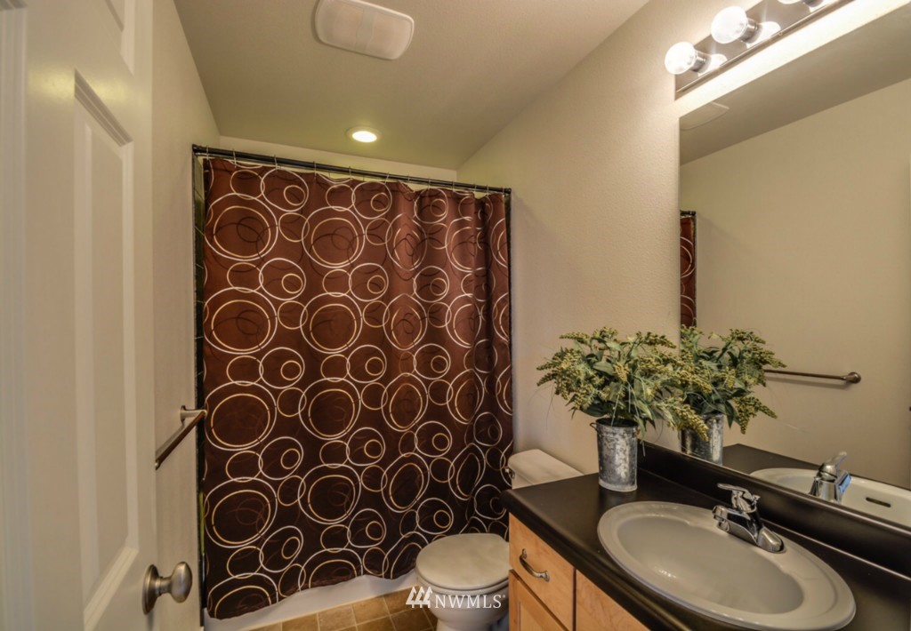 3912 154th Place Southeast Bothell, WA 98012 - Photo 16 of 23 Gallery Image 16