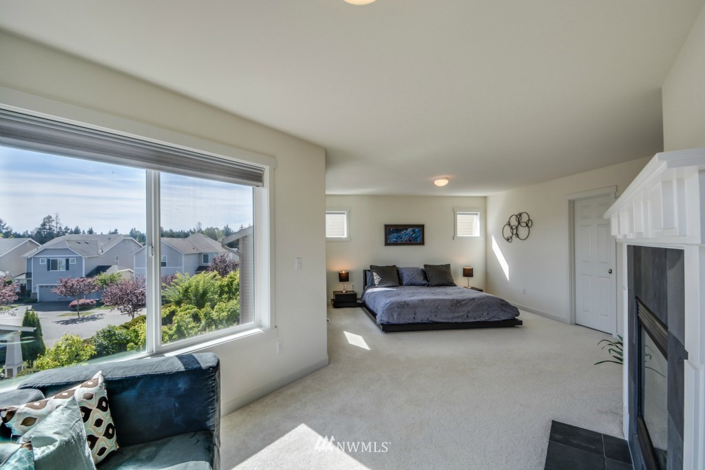 3912 154th Place Southeast Bothell, WA 98012 - Photo 10 of 23 Gallery Image 10