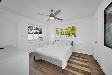 $1,850 | 2307 North Ocean Boulevard, Unit 2, Fort Lauderdale, FL 33305