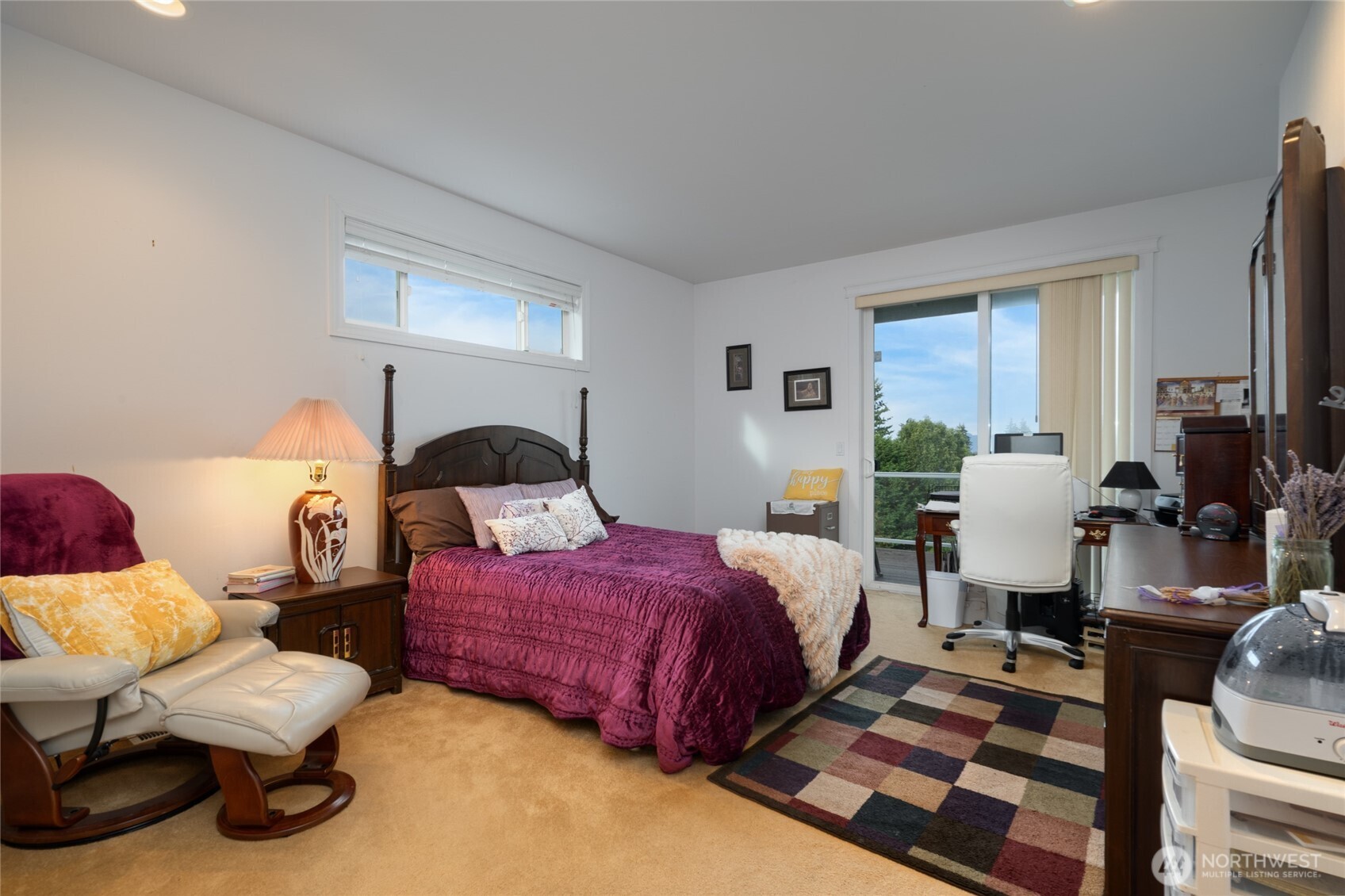 4111 R Avenue Anacortes, WA 98221 - Photo 19 of 37 a bedroom with two beds and a couch