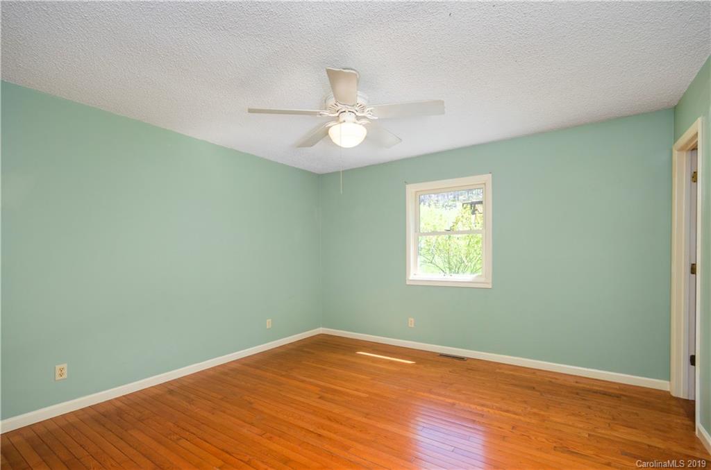 161 Round Rock Road Clyde, NC 28721 - Photo 13 of 25