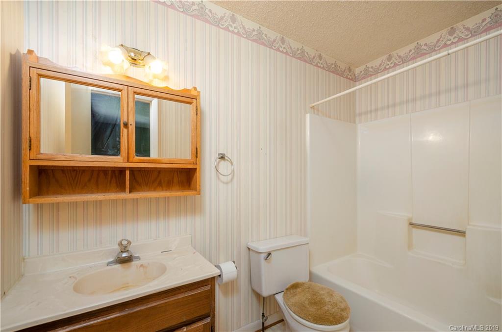 161 Round Rock Road Clyde, NC 28721 - Photo 14 of 25