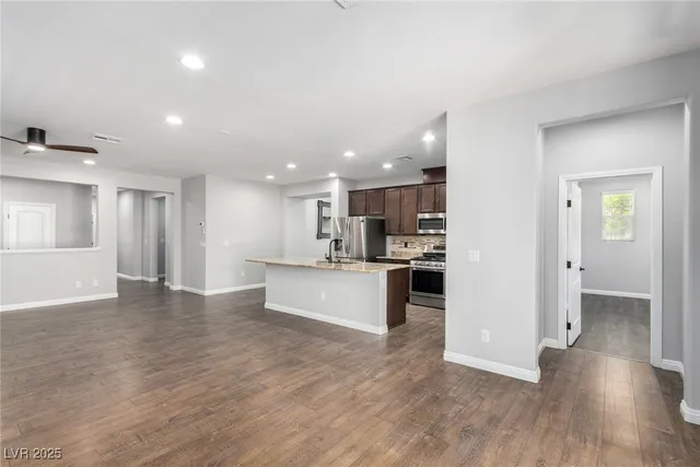 $2,495 | 5344 Bocopa Street, Las Vegas, NV 89148