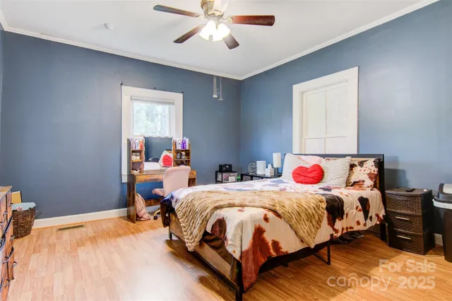 $279,990 | 403 Spruce Street Southwest, Lenoir, NC 28645