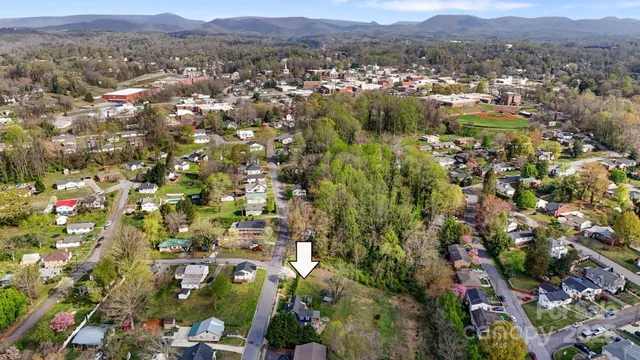 $279,990 | 403 Spruce Street Southwest, Lenoir, NC 28645