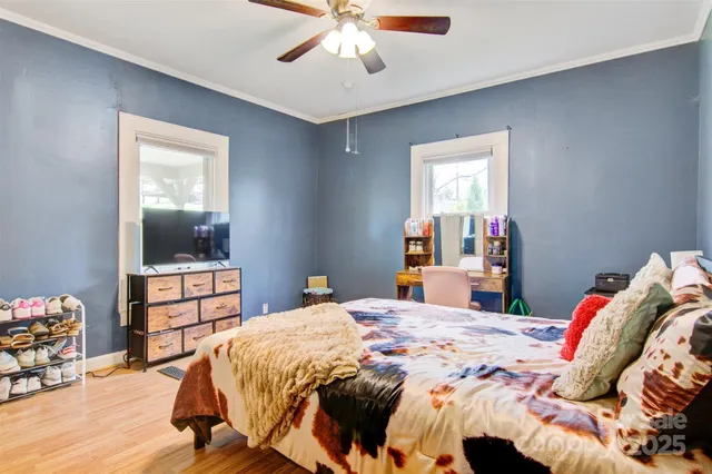 $279,990 | 403 Spruce Street Southwest, Lenoir, NC 28645