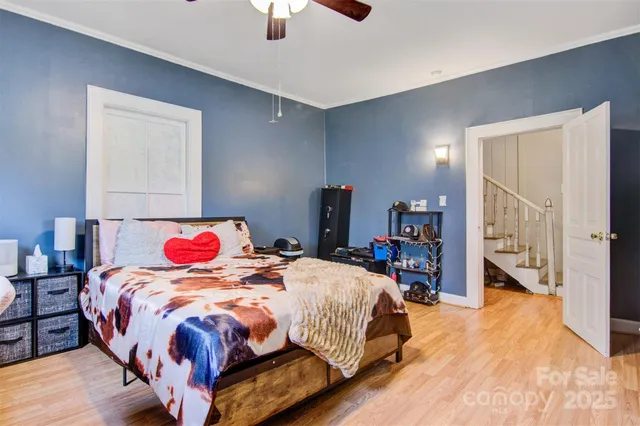 $279,990 | 403 Spruce Street Southwest, Lenoir, NC 28645