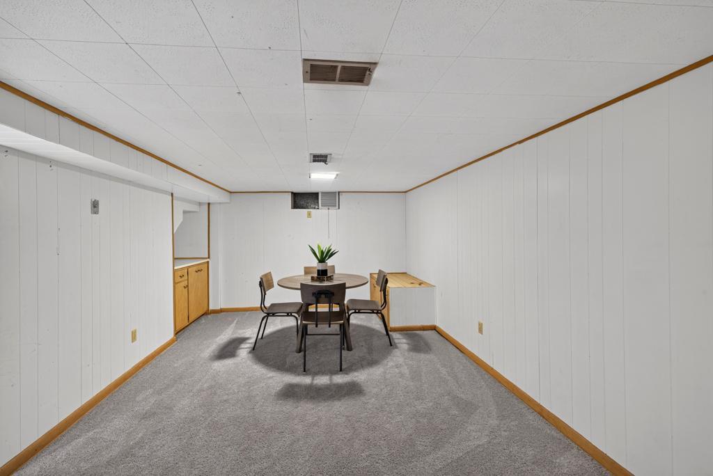 1438 15th Avenue Northwest Rochester, MN 55901 - Photo 23 of 40 Gallery Image 23