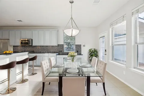 $548,800 | 1906 Blue Water Bay Drive, Katy, TX 77494