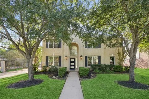 $548,800 | 1906 Blue Water Bay Drive, Katy, TX 77494