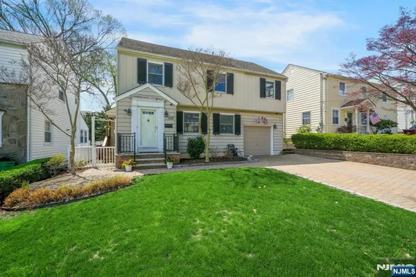 $735,800 | 125 Rutgers Place, Nutley, NJ 07110