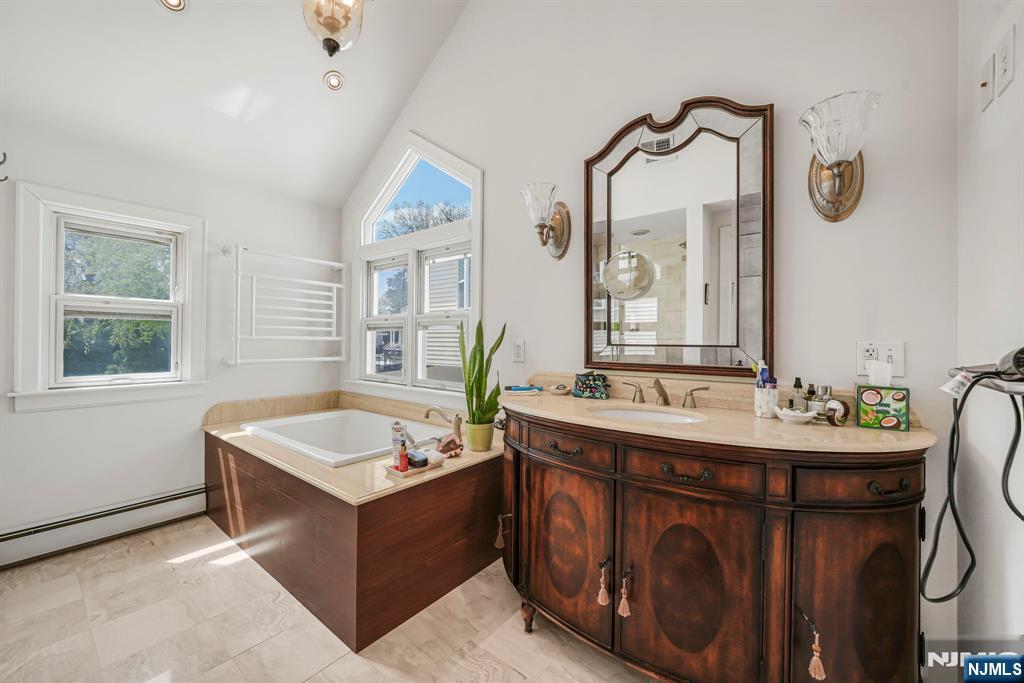 125 Rutgers Place Nutley, NJ 07110 - Photo 19 of 31