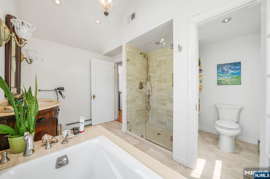 125 Rutgers Place Nutley, NJ 07110 - Photo 20 of 31