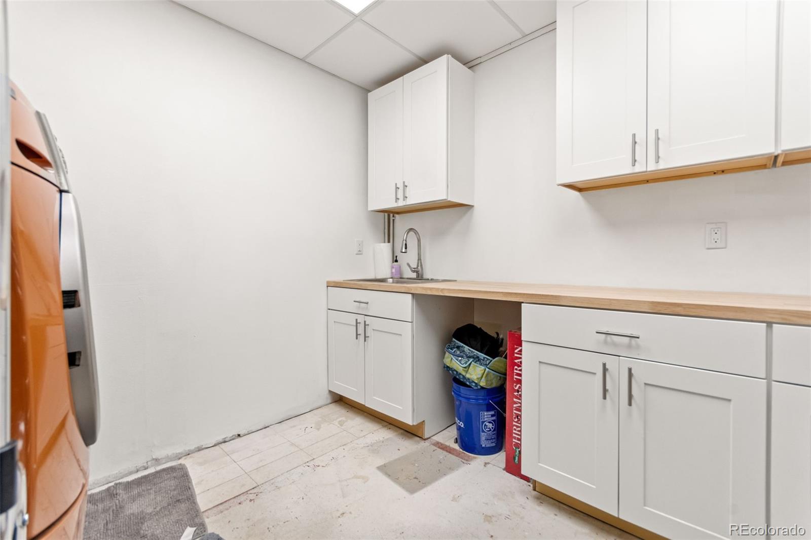 4316 Smith Hill Road Black Hawk, CO 80422 - Photo 39 of 48 a kitchen with cabinets and a stove