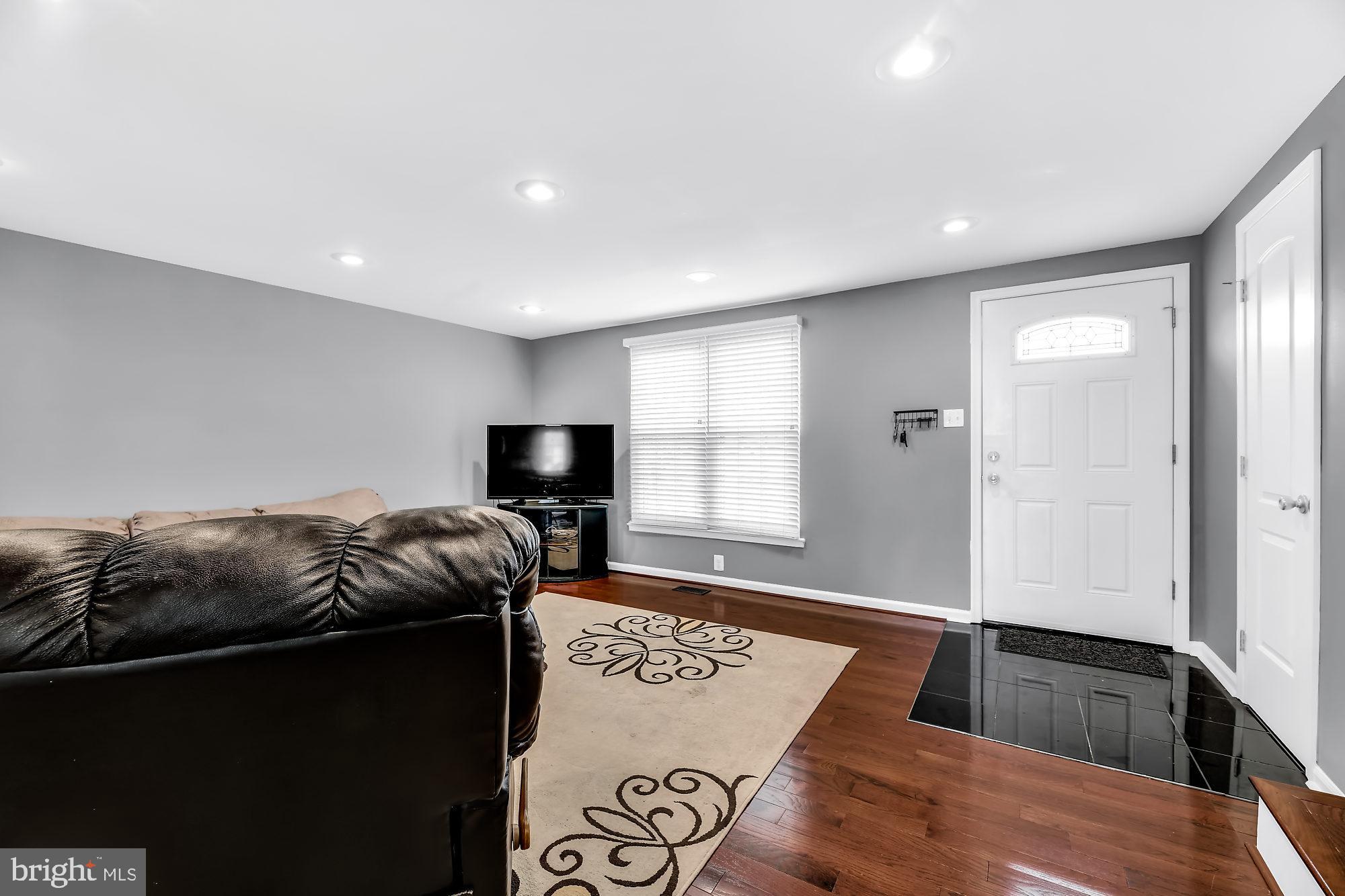 7 Greenleaf Road Baltimore, MD 21234 - Photo 3 of 28 Gallery Image 3