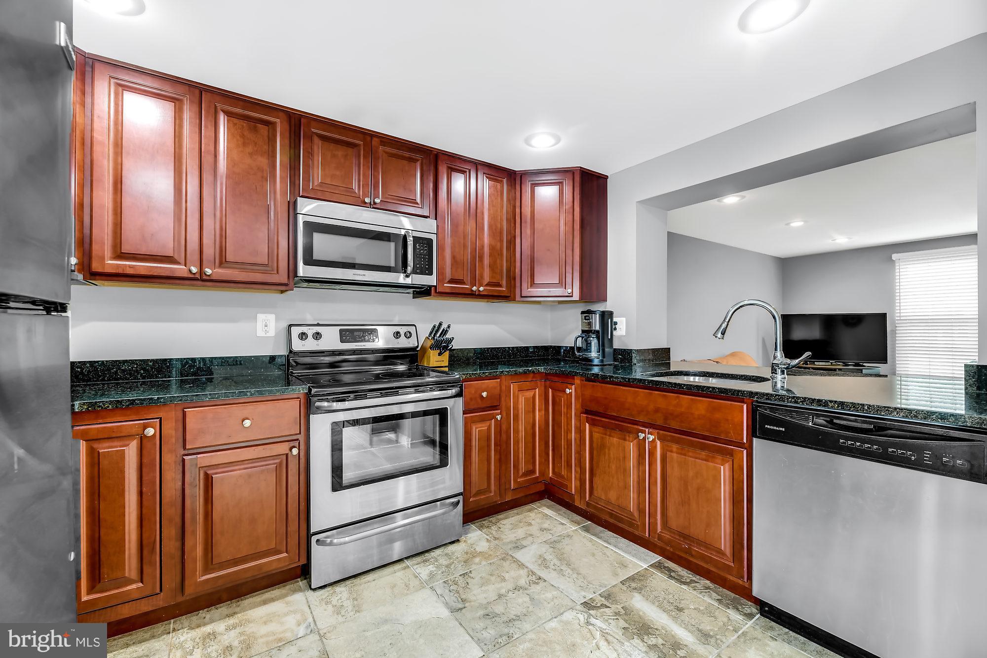 7 Greenleaf Road Baltimore, MD 21234 - Photo 5 of 28 Gallery Image 5